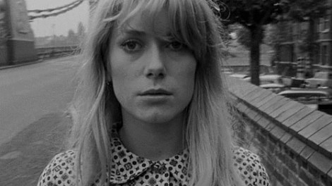 catherine-deneuve-in-repulsion